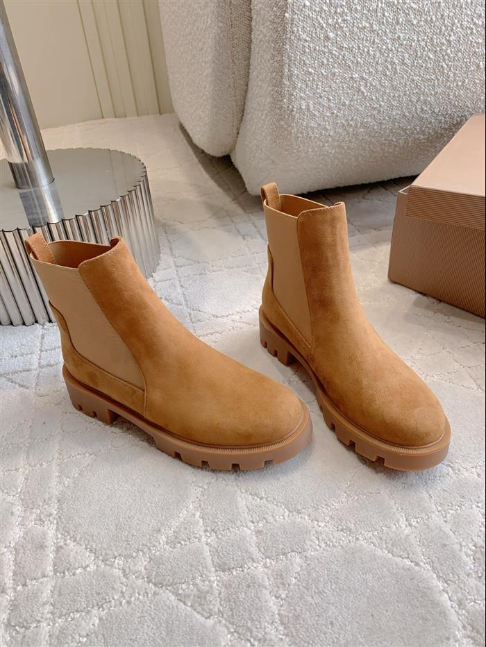 2025112818626449 390